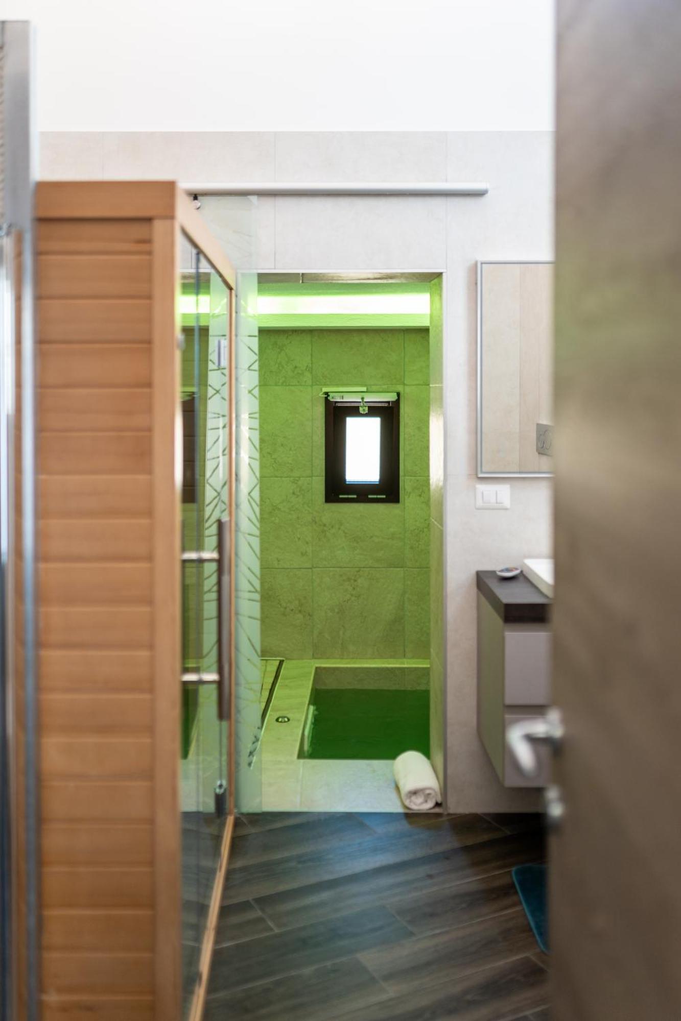Villa Luxuite Con Piscina E Jacuzzi